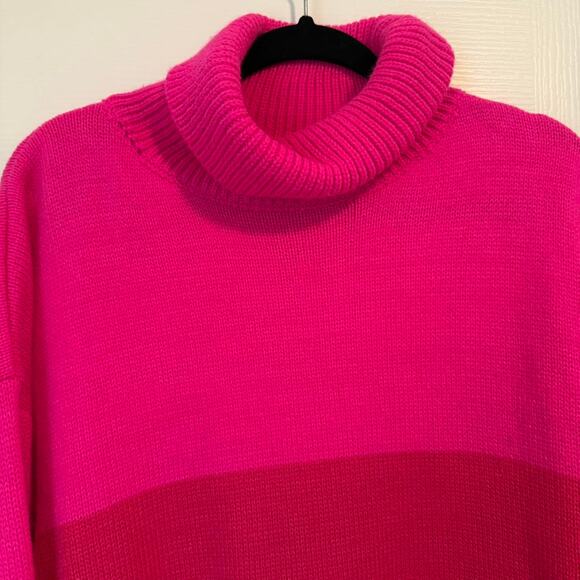 Pink and red sweater - Picture 2 of 4